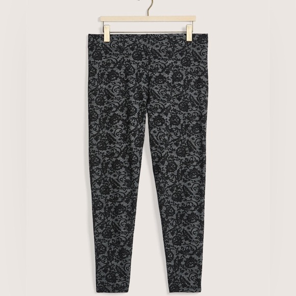 NWT 2X Petite Penningtons Lace Jacquard Black and Gray Leggings - Picture 5 of 9